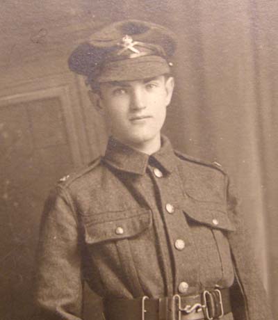 WWI Medal Pair | Tank Corps | Discharge Certificate & Photograph.