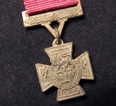 Victoria Cross Medal Miniature. Earlier Issue.