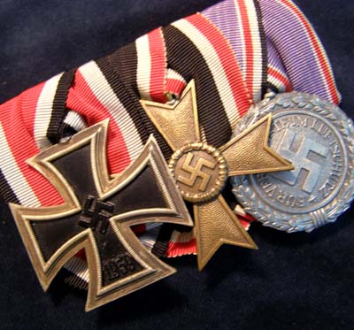 Luftwaffe Medal Group | Iron Cross, War Merit, Luftschutze Medal