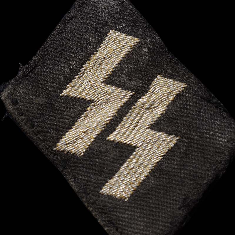 Waffen-SS Runic 'Flatwire' Collar Patch | Great Combat Used Piece