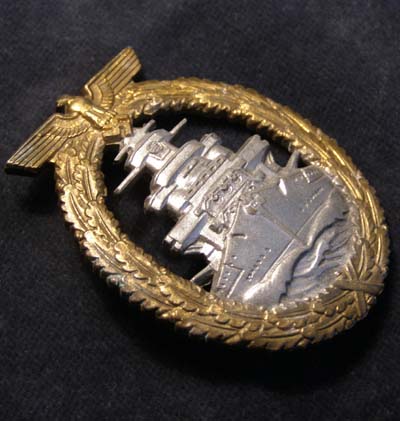 Kriegsmarine High Seas Fleet badge -Mid-War - 'F.O.' Maker