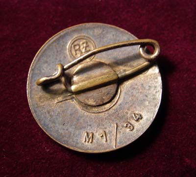 NSDAP Party Membership Badge - RZM M1 / 34.