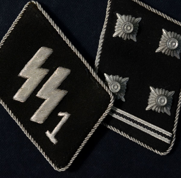 SS-VT 'Deutschland' Number '1' Officer Collar Patches.