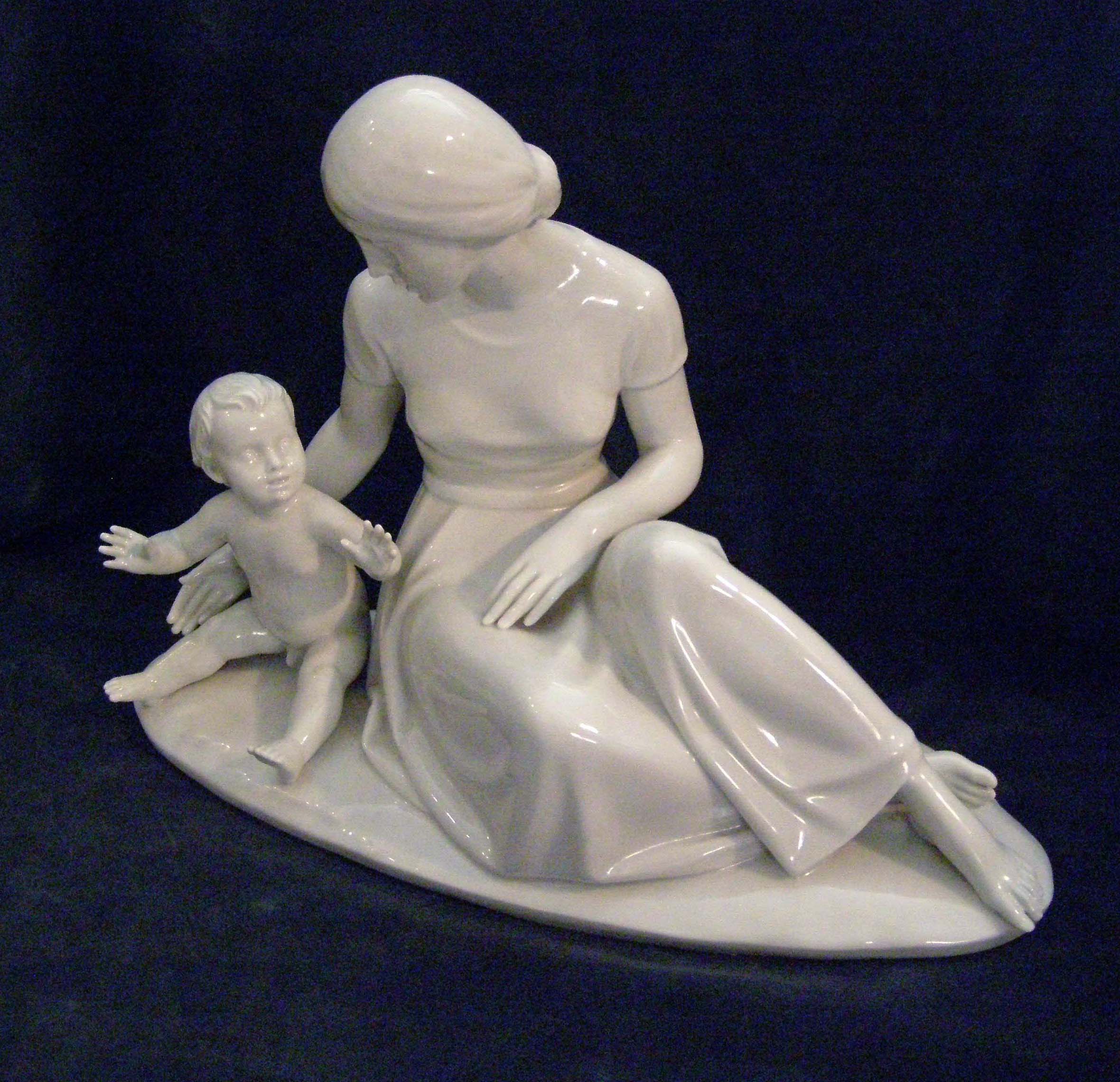 Allach Porcelain Mother & Child. By T. Horn.