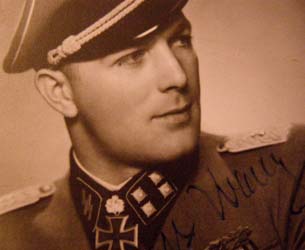 Signed photograph of SS-Sturmbannfuhrer Ernst-August Krag Das Reich