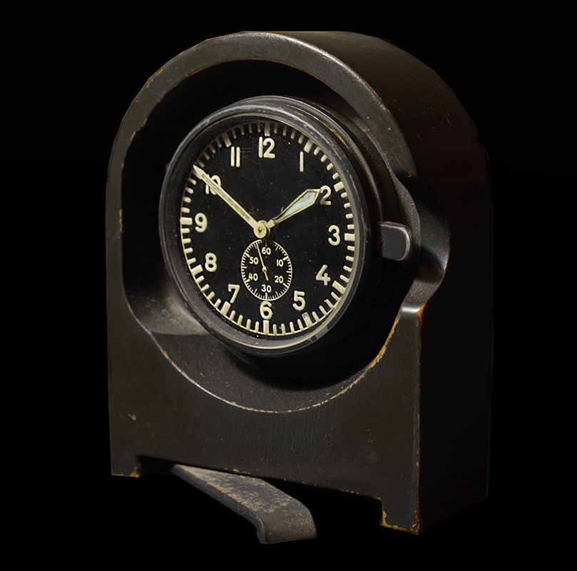 Heer Duty Clock by Junghans 1942 Dated.